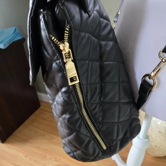 Bebe Quilted Backpack Bag Medium to Large Black/Gold - Picture 3 of 8